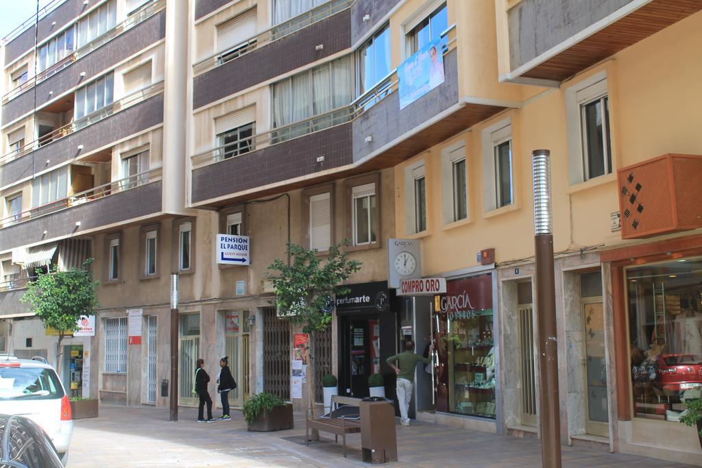 Pension El Parque 칼페 외부 사진